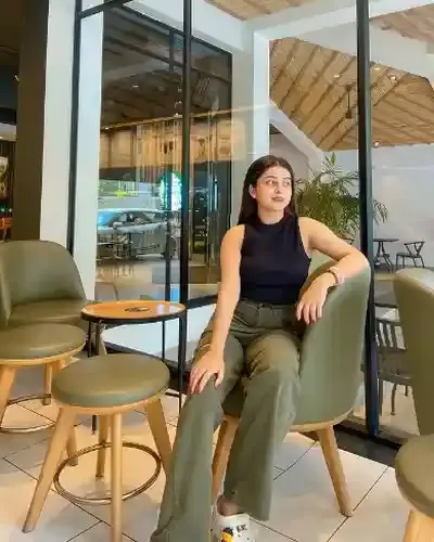 Escort Service Siana